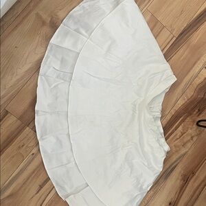 Elegant White Pleated Skirt